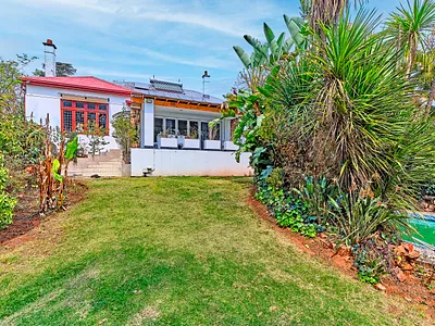 4 Bedroom House For Sale in Johannesburg - img