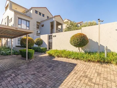 2 Bedroom Apartment For Sale in Sandton - 5yfh.webp