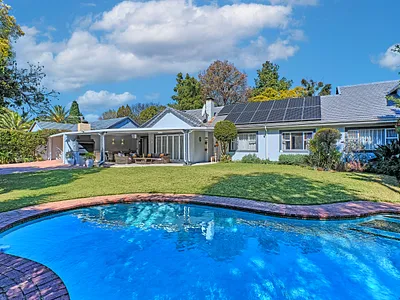 6 Bedroom House To Rent in Sandton - Unb9.webp