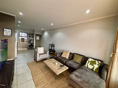 2 Bedroom Apartment For Sale in Midrand - tpSJ.webp