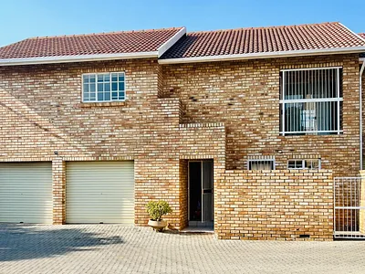 3 Bedroom Apartment For Sale in Centurion - MS6S.webp