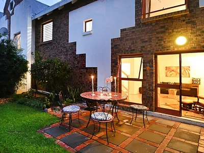 3 Bedroom House For Sale in Sandton - IIrO.webp