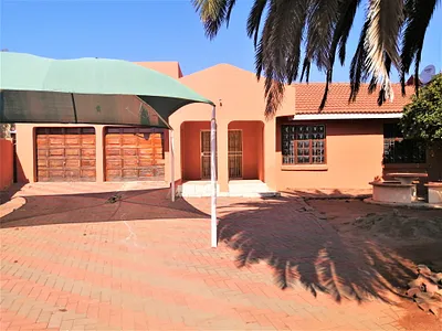 3 Bedroom House For Sale in Polokwane - jylO.webp