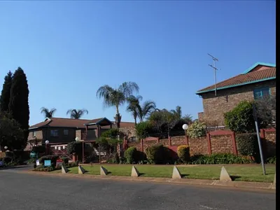 2 Bedroom Apartment For Sale in Pretoria - 7Qa8.webp