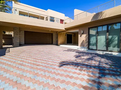 5 Bedroom House For Sale in Sandton - bF53.webp