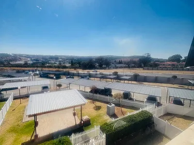3 Bedroom Apartment For Sale in Midrand - HKVL.webp