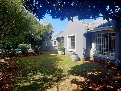 4 Bedroom House For Sale in Centurion - mGGE.webp