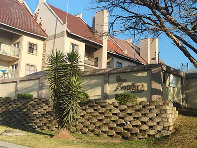 2 Bedroom Apartment For Sale in Randburg - lrMx.webp