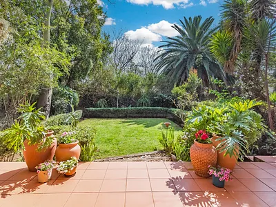 2 Bedroom Apartment For Sale in Sandton - WgIu.webp