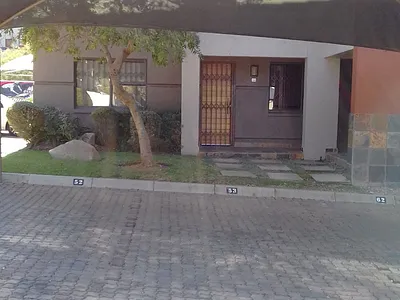 2 Bedroom Apartment To Rent in Sandton - img