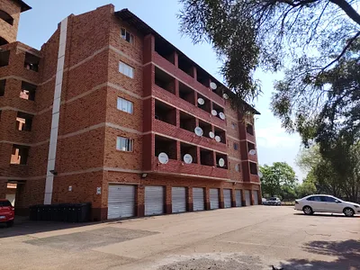 2 Bedroom Apartment For Sale in Centurion - MO8D.webp