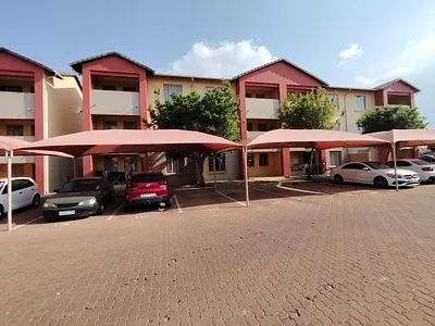 2 Bedroom Apartment For Sale in Centurion - o3kS.webp