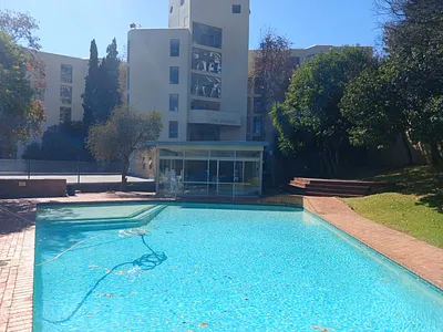 2 Bedroom Apartment To Rent in Sandton - pyF4.webp