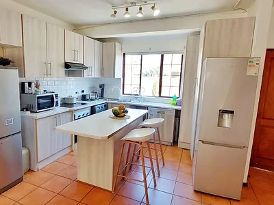 4 Bedroom Townhouse For Sale in Midrand - L8JP.webp