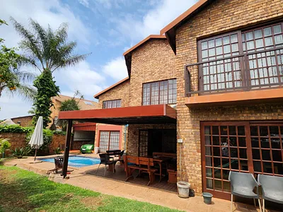 4 Bedroom House For Sale in Centurion - CNPf.webp