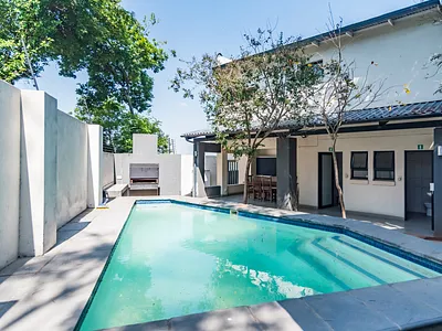 2 Bedroom Townhouse For Sale in Sandton - img