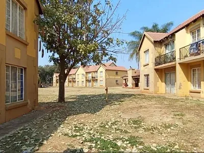 2 Bedroom Apartment For Sale in Akasia - zHR3.webp