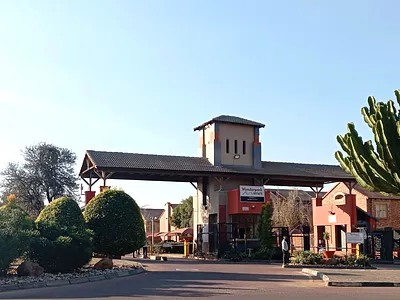 1 Bedroom Townhouse For Sale in Akasia - gkog.webp