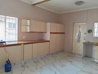 4 Bedroom House For Sale in Johannesburg - UPQv.webp