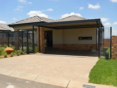2 Bedroom House For Sale in Lion Pride Lifestyle Estate, Randburg - Zl96.webp