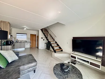 3 Bedroom Apartment For Sale in Midrand - e1D1.webp