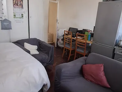2 Bedroom Apartment For Sale in Johannesburg - yjR6.webp