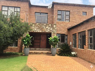 4 Bedroom House For Sale in Midrand - img