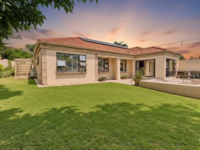 4 Bedroom House For Sale in Midrand - e9qz.webp