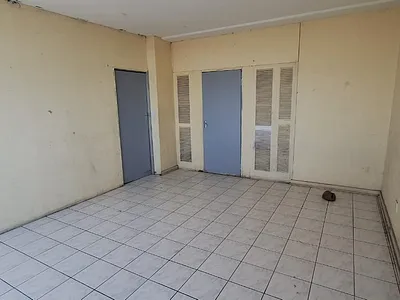 2 Bedroom Apartment For Sale in Johannesburg - IKjc.webp
