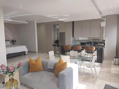 1 Bedroom Apartment To Rent in Johannesburg - sgkE.webp