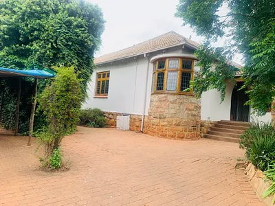 4 Bedroom House To Rent in Johannesburg - cbyd.webp