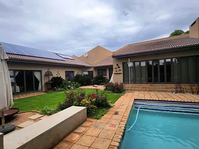 5 Bedroom House For Sale in Centurion - RdOQ.webp