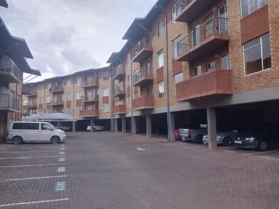 2 Bedroom Apartment For Sale in Johannesburg - WKVw.webp