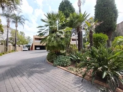 1 Bedroom Apartment To Rent in Sandton - img