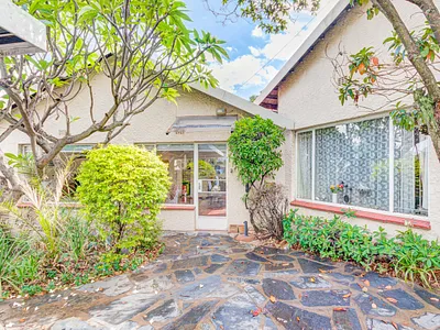 1 Bedroom Apartment To Rent in Randburg - img