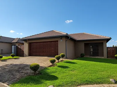 3 Bedroom House For Sale in Akasia - pJzT.webp