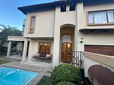 3 Bedroom House For Sale in Edenvale - 7Tfa.webp