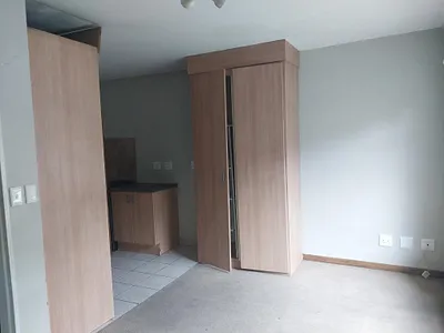0.5 Bedroom Apartment For Sale in Johannesburg - kMiI.webp