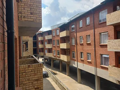 0.5 Bedroom Apartment For Sale in Johannesburg - 1EKU.webp
