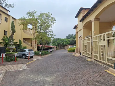 2 Bedroom House For Sale in Sandton - jMav.webp
