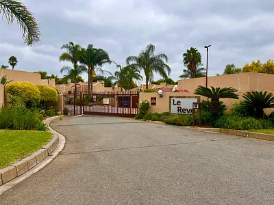 3 Bedroom House To Rent in Sandton - x8nG.webp