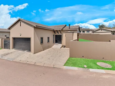 3 Bedroom House To Rent in Midrand - sMgl.webp