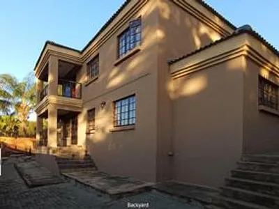 3 Bedroom House For Sale in Akasia - yEnR.webp