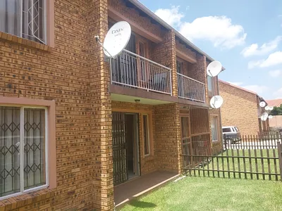 2 Bedroom Apartment For Sale in Johannesburg - I1mm.webp