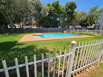 2 Bedroom Apartment To Rent in Sandton - 80tw.webp
