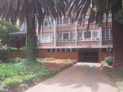 3 Bedroom Apartment For Sale in Johannesburg - m7z6.webp