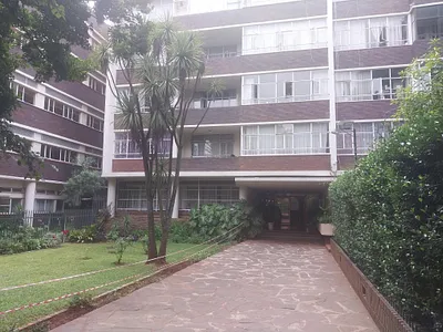 3 Bedroom Apartment For Sale in Johannesburg - ke5T.webp