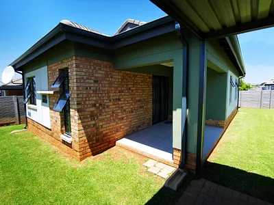 3 Bedroom House For Sale in Pretoria - YAhY.webp