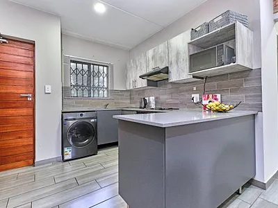 2 Bedroom Apartment For Sale in Randburg - xOjQ.webp