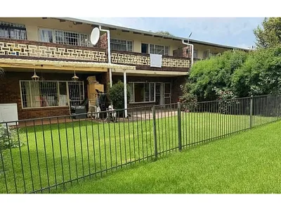 5 Bedroom Apartment For Sale in Johannesburg - B5kv.webp